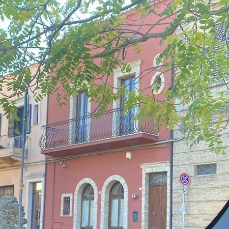Отель Residenza In Piazzetta Васто Экстерьер фото